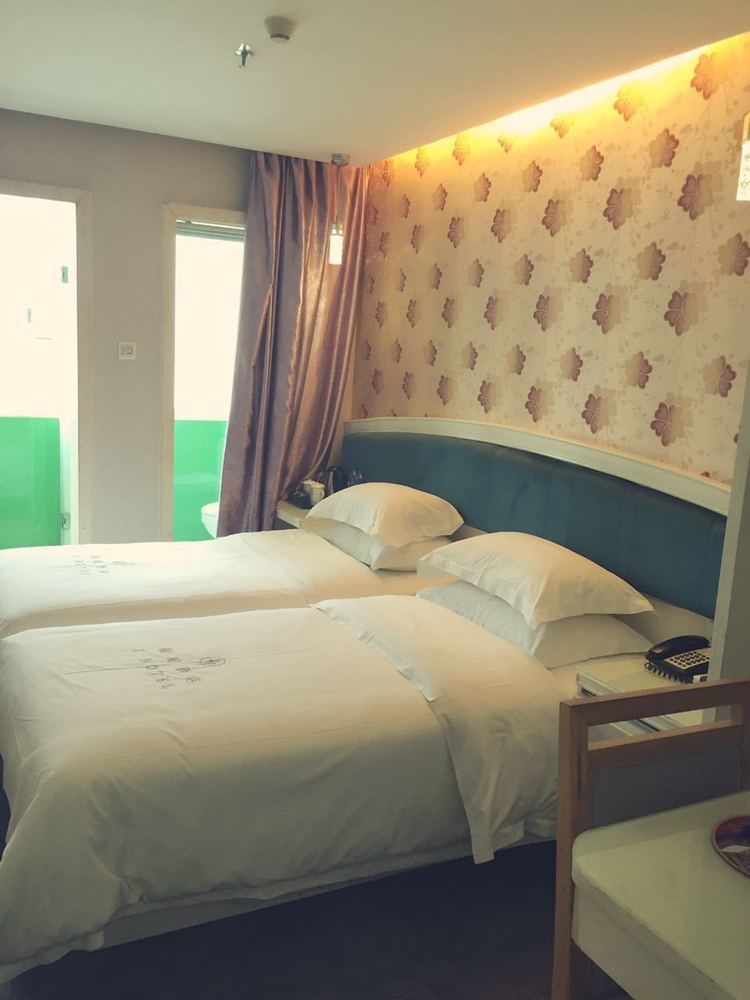 גואנגג'ואו Xinghe Xinfeng Hotel מראה חיצוני תמונה