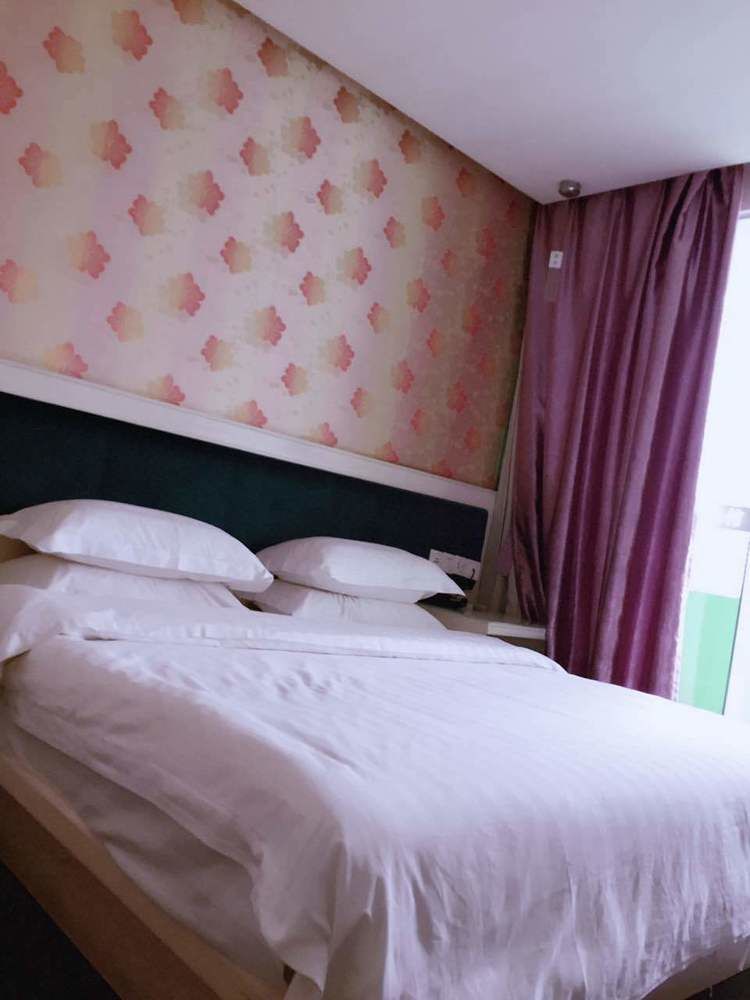 גואנגג'ואו Xinghe Xinfeng Hotel מראה חיצוני תמונה