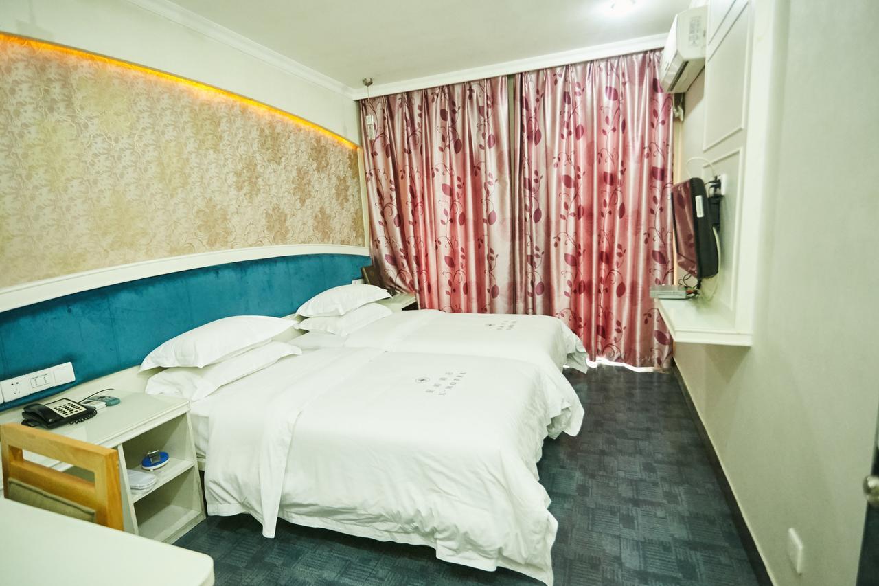 גואנגג'ואו Xinghe Xinfeng Hotel מראה חיצוני תמונה